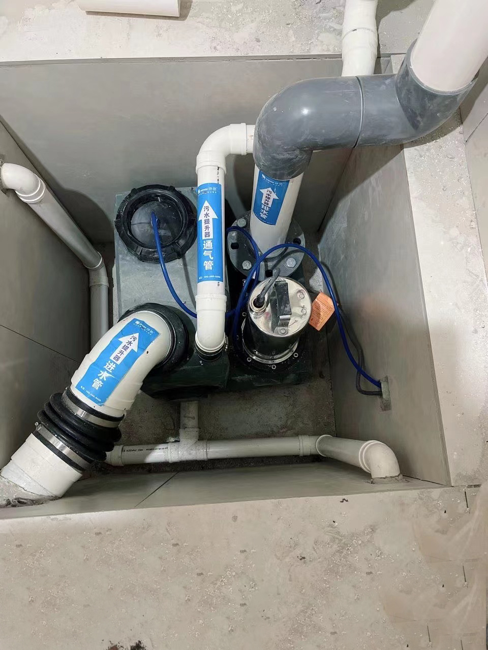 污水提升器