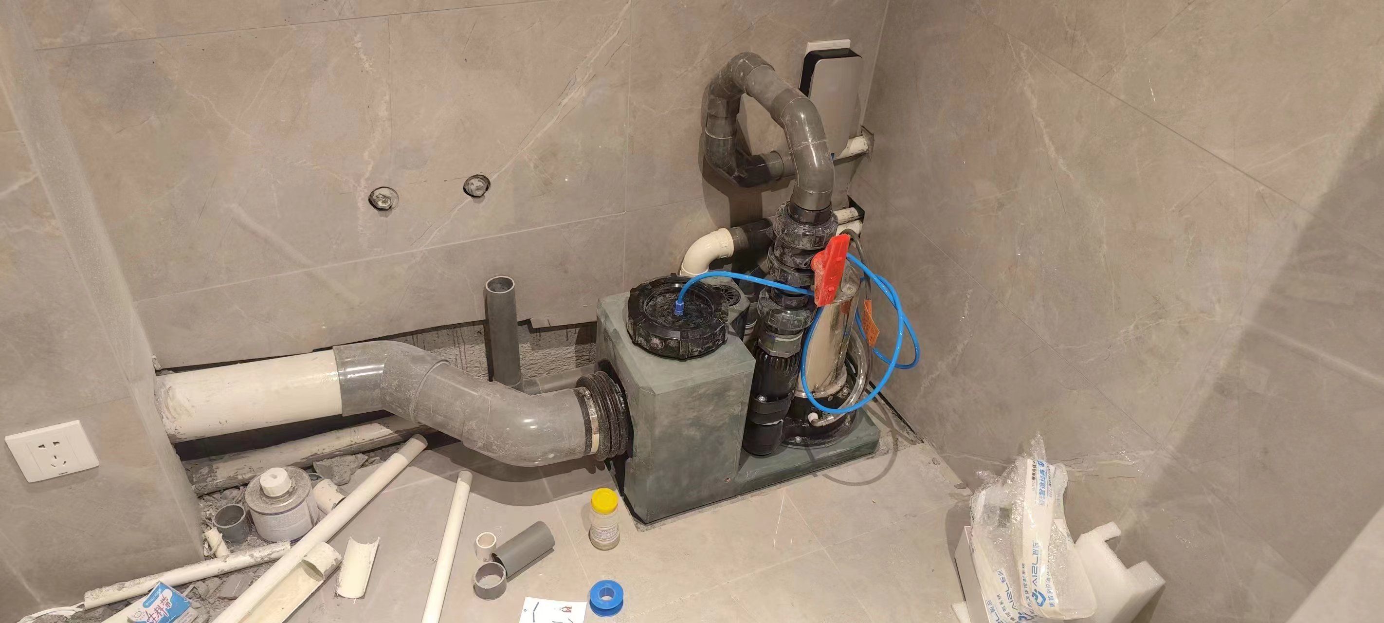 污水提升器